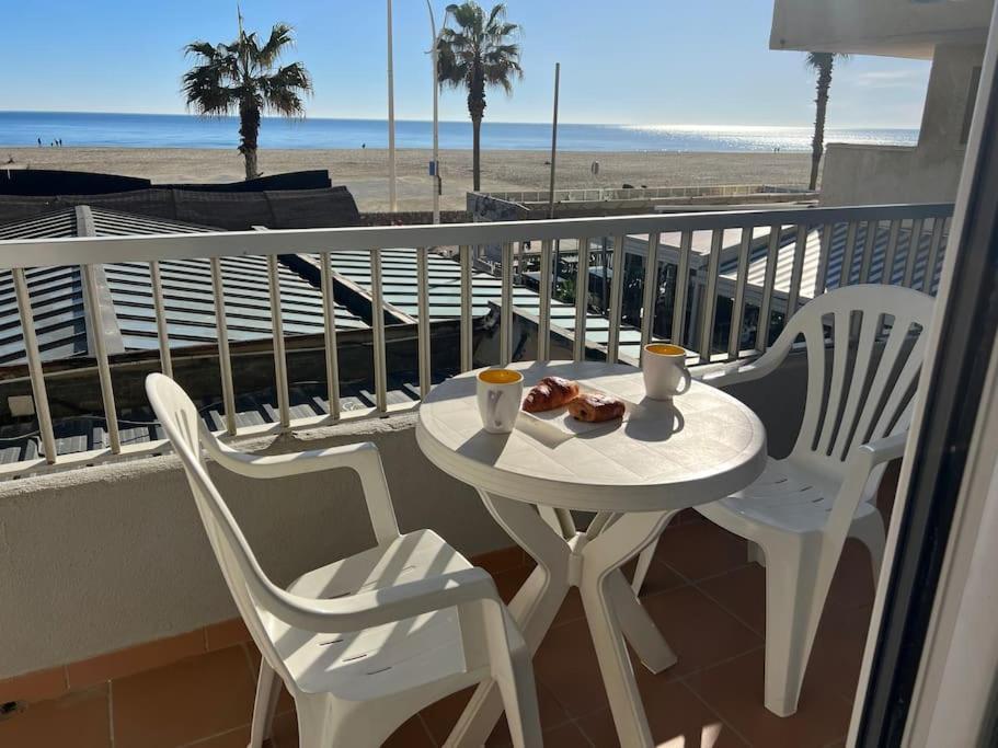 Le Carrousel - Apt Vue Mer - Plage A 10 M - Clim - Wifi 卡内 外观 照片