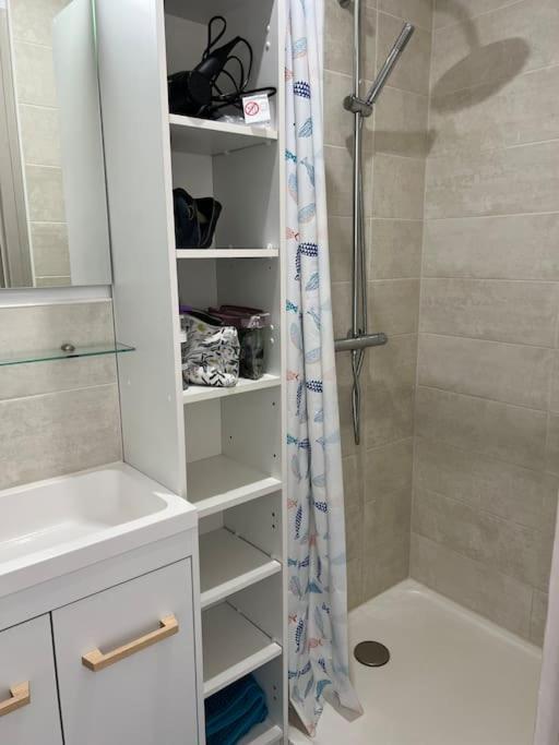 Le Carrousel - Apt Vue Mer - Plage A 10 M - Clim - Wifi 卡内 外观 照片